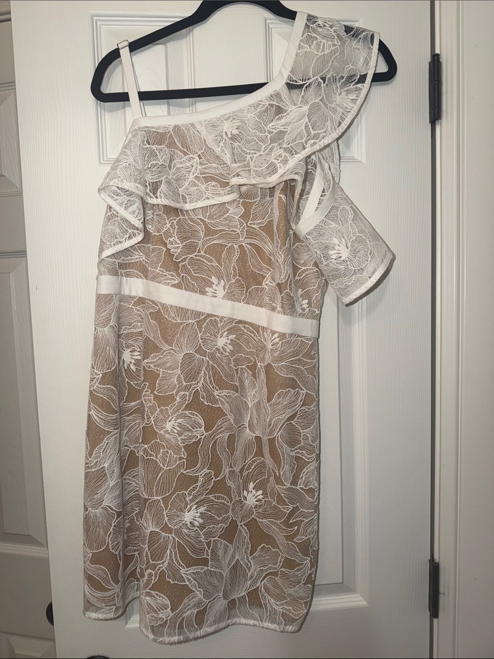 Marciano White Lace Overlay A-Line Skirt with Beige Underlayer
